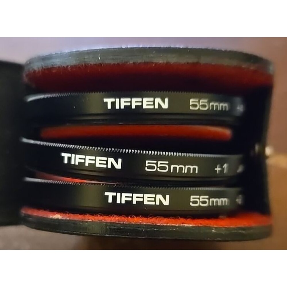 Tiffin 55mm close-up lens set +1 +2 +4 with case